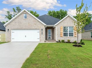 1304 Christman St, Pea Ridge, AR 72751
