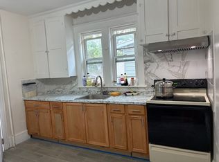 128 Ridgeway St, East Stroudsburg, PA 18301