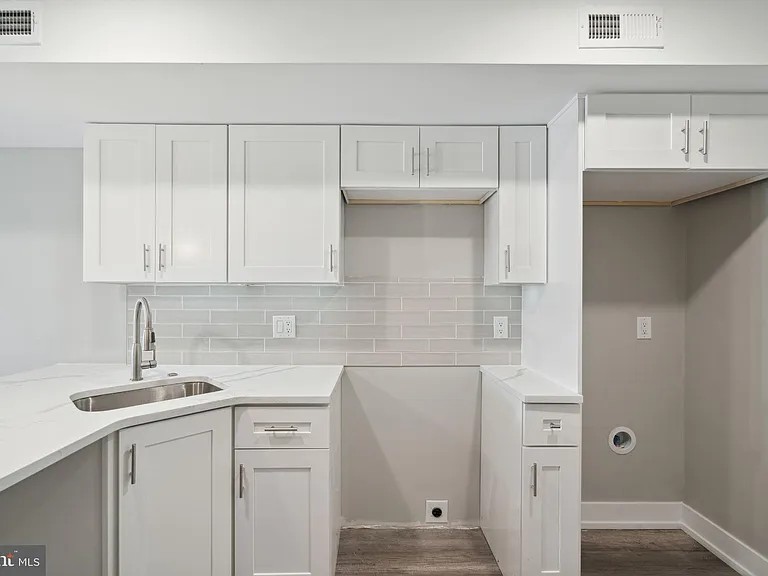 2262 N 2nd St #2 — Photo 5