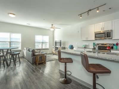 804 Riverfront Pkwy UNIT 410, Chattanooga, TN, 37402