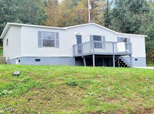 4253 Stone Mountain Rd, Coeburn, VA 24230