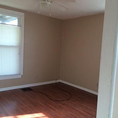 2nd image of 318 Park St APT 2-3