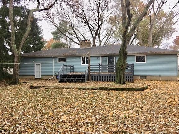 3rd image of 630 Van Oaks Dr