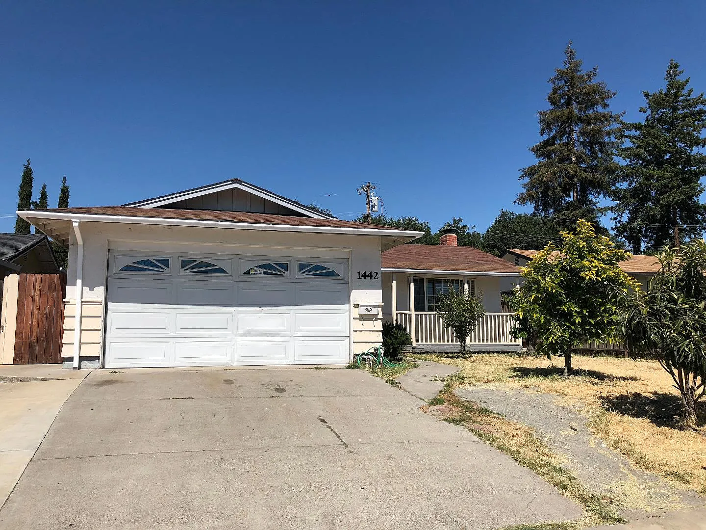 1442 Mount Stanley Way photo 1