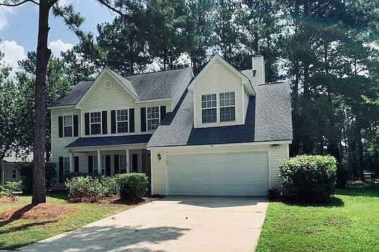 48 Muirfield Dr