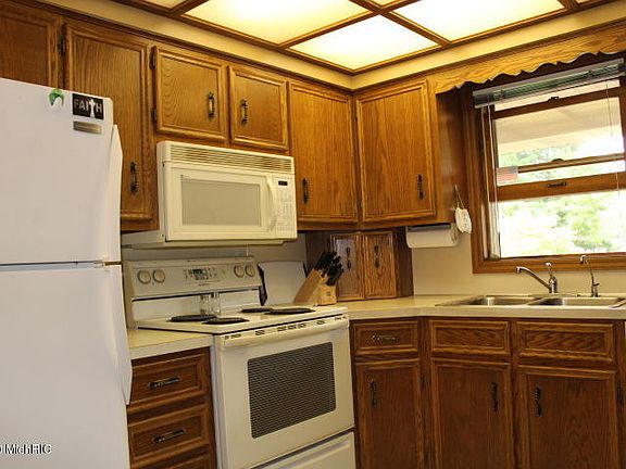 3rd image of 6650 S Wentward Ct