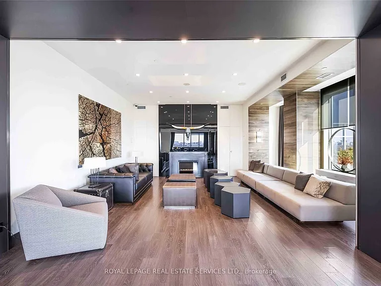 1830 Bloor St W #438 — Photo 21