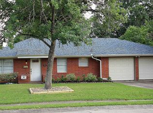 5707 Libbey Ln, Houston, TX 77092