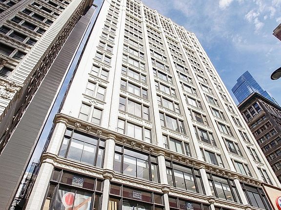 8 W. Monroe St.