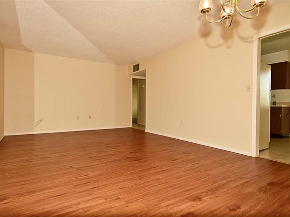 5th image of 1236 Valley Forge Blvd