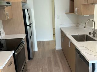 2015 Parrott Dr #2, San Mateo, CA 94402