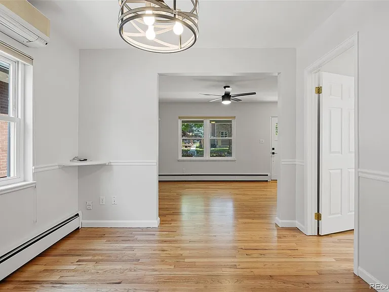 881 S Emerson St — Photo 14