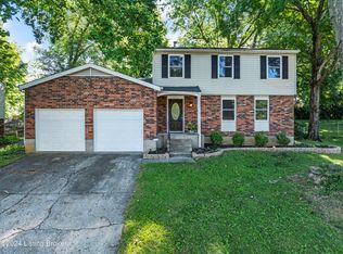 6505 Mandeville Ct, Louisville, KY 40228