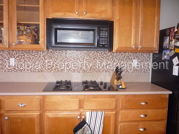5th image of 9917 Fox Valley Ln