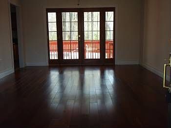 2nd image of 118 Montague Ln