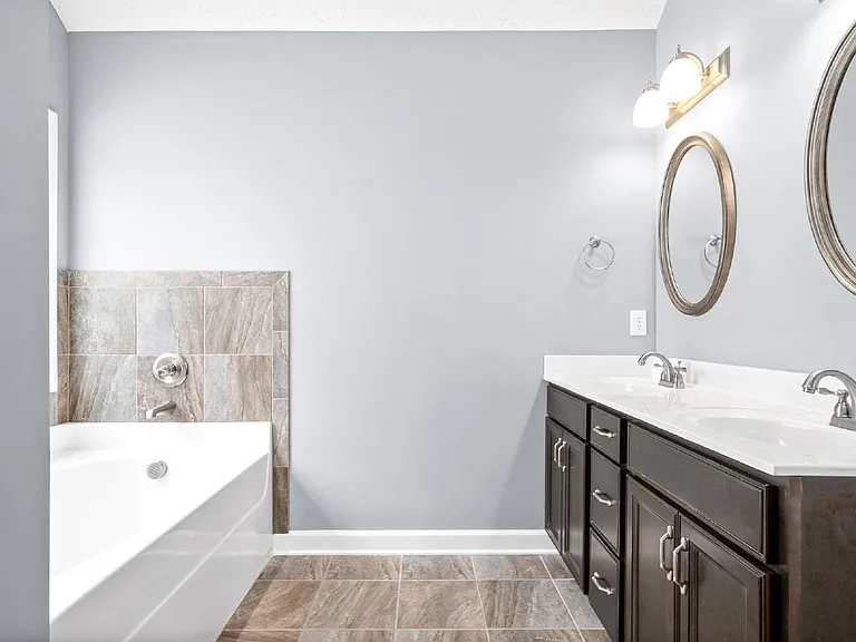 3755 Windmill Dr — Photo 22