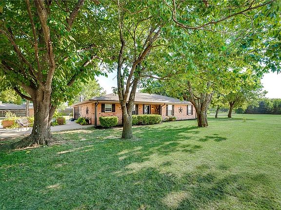 2nd image of 7391 SE County Road 3060