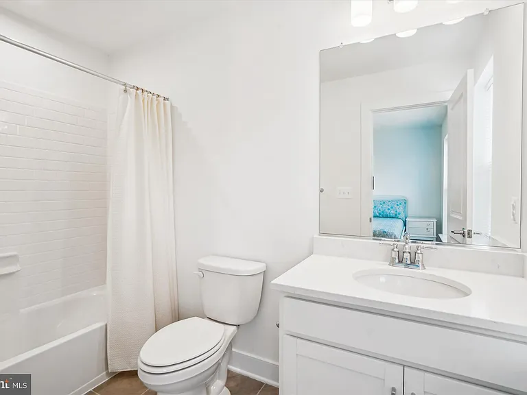 845 King Farm Blvd — Photo 19