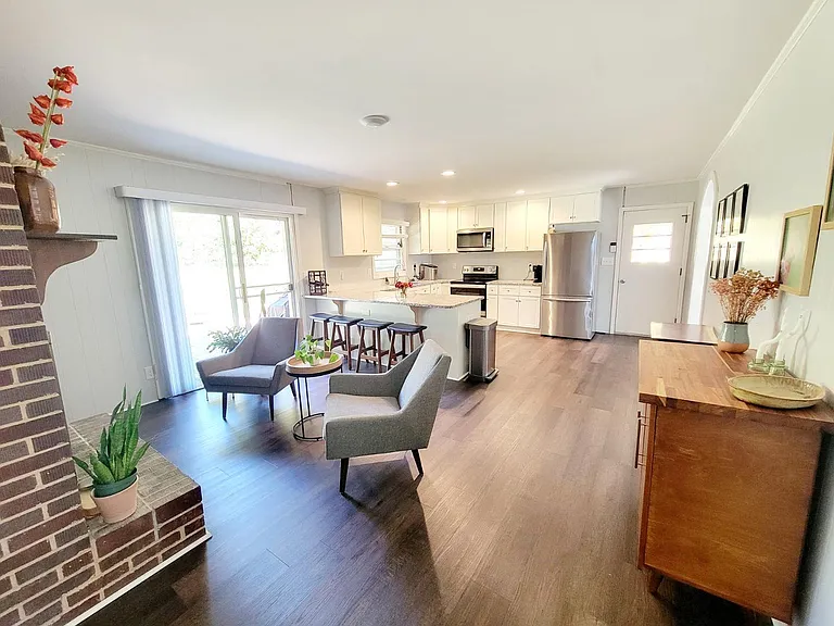 1517 Basewood Dr — Photo 11