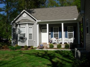 707 Davie Rd #A, Carrboro, NC 27510