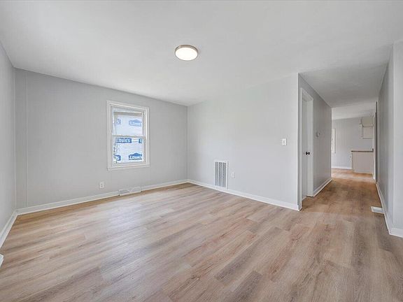 2nd image of 4009 Tennessee Ave NW