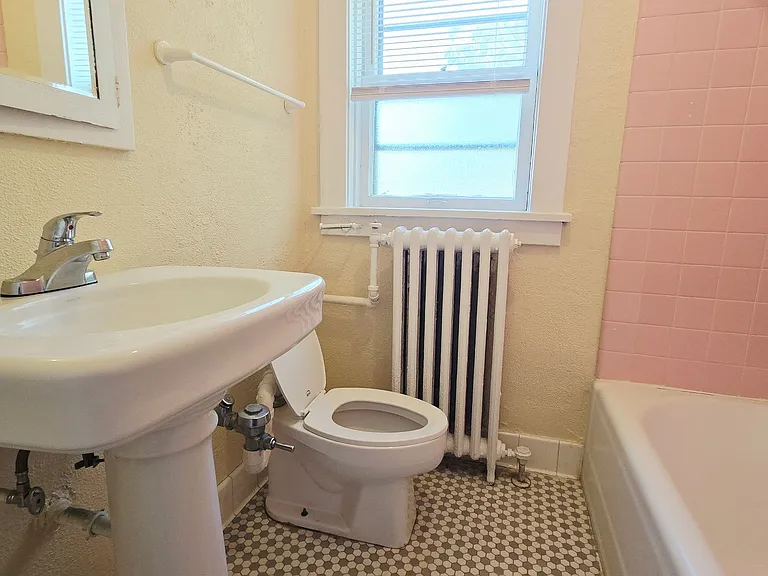 939 N Church St — Photo 11