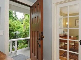 3615 Carr Pl N, Seattle, WA 98103