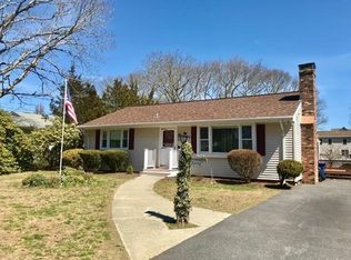 842 Wildwood Rd, New Bedford, MA 02745