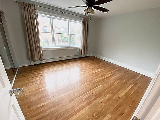 1st image of 2117 46th St #2F