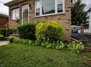 194 Conover Ave, Nutley, NJ 07110