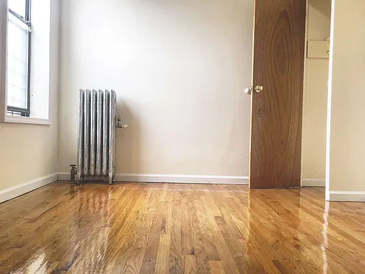 Rented by Lang Realty LLC | media 17