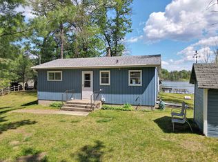14482 Parkway Rd, Crivitz, WI 54114