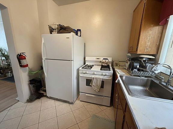 5th image of 112 Division Ave Floor 2