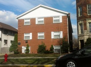 422 S Euclid Ave APT 1, Oak Park, IL 60302