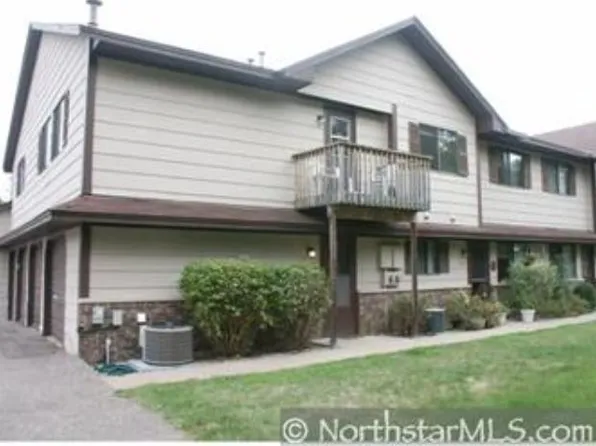 7493 Villa Ct, Eden Prairie, MN 55346