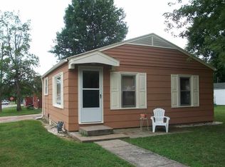 2020 E 7th St, Sedalia, MO 65301
