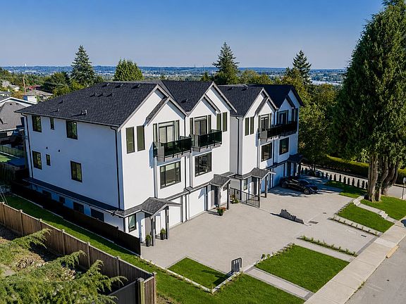 3rd image of 7990 Bradley Ave #2