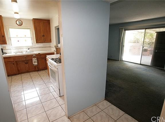 5th image of 6672 Vanguard Ave