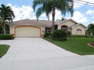 531 Gleason Pkwy, Cape Coral, FL 33914