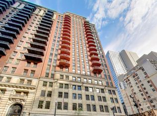 208 W Washington St APT 1913, Chicago, IL 60606