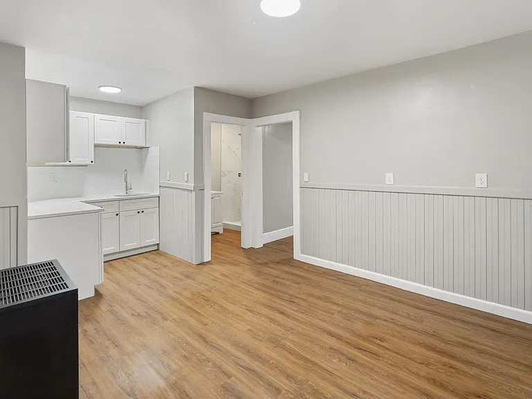 44-48 Pratt St — Photo 11