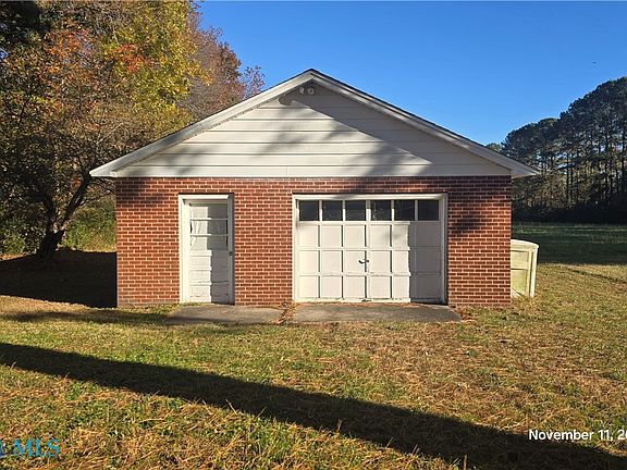3rd image of 639 S Bay Haven Dr