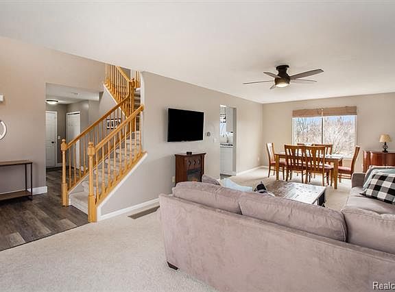 3rd image of 2750 Magnolia Garden Dr