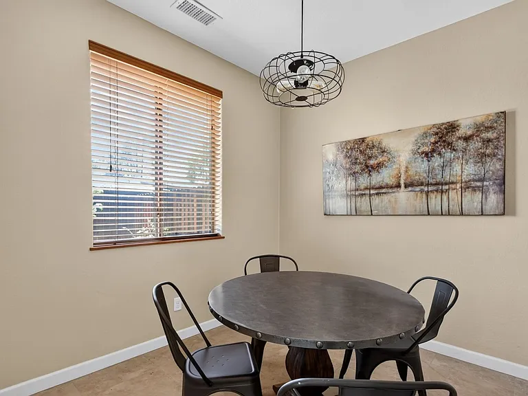 1321 S Maricopa St — Photo 13