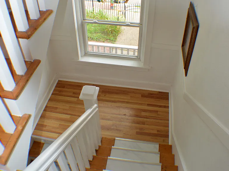 2ND FLOOR STAIRCASE
