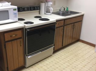 105 Gates Dr, Oak Ridge, TN 37830