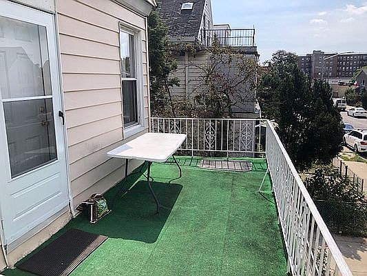 1st image of 177 Bay 25 St #2