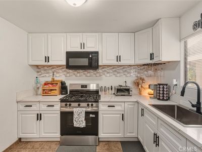 1223 W 68th St, Los Angeles, CA, 90044