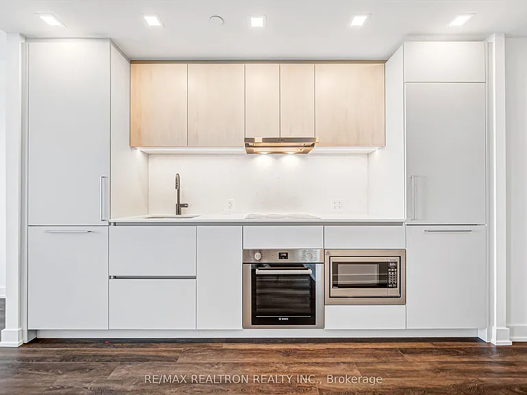 609 Sherbourne St #3201 — Photo 12