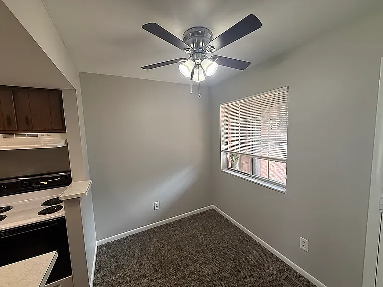 1 bed, 800 sqft, $895 — Photo 3